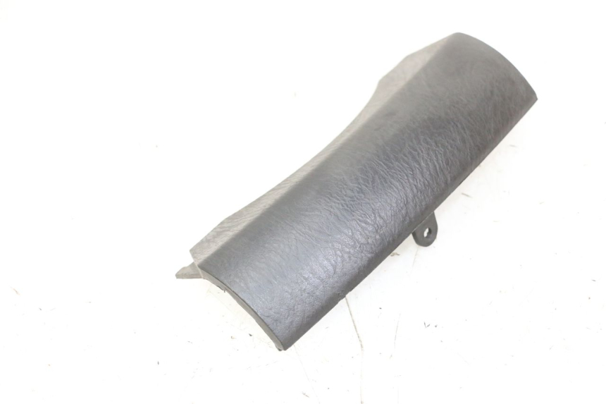 photo de FRONT MIDDLE PANEL  HONDA FES S-WING SWING ABS 125 (2007 - 2015)