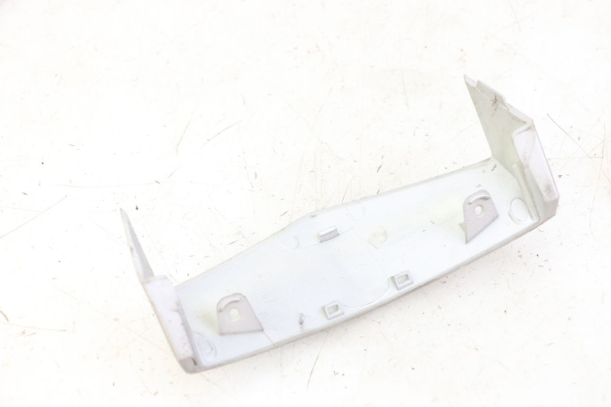 photo de FRONT MIDDLE PANEL  PEUGEOT VIVACITY 125 (2010 - 2017)