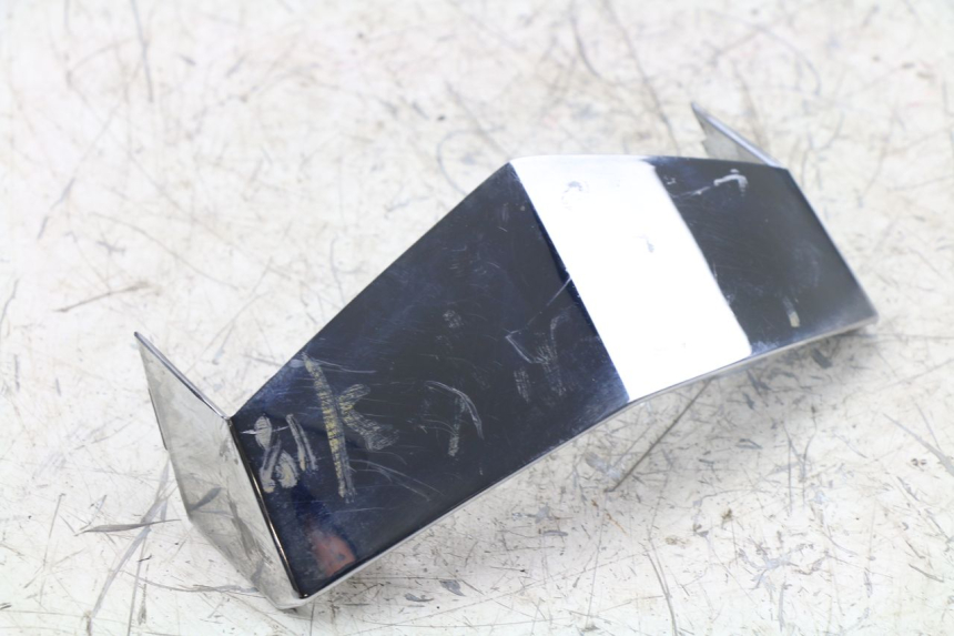 photo de FRONT MIDDLE PANEL  PEUGEOT VIVACITY 125 (2010 - 2017)