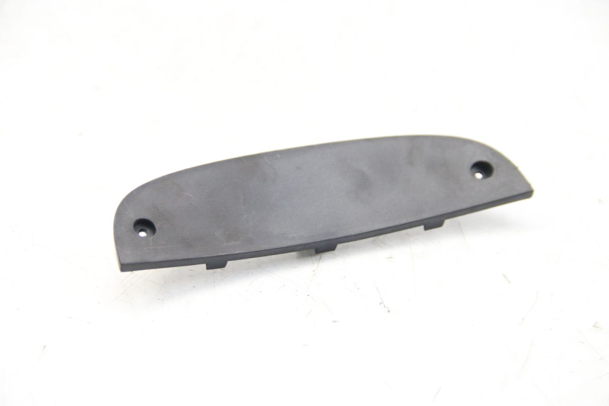 photo de UPPER FRONT FAIRING JUNCTION PIAGGIO BEVERLY 125 (2010 - 2015)
