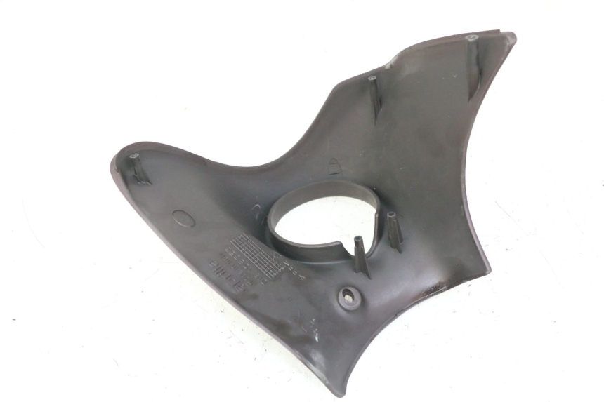 photo de FRONT MIDDLE PANEL  APRILIA SCARABEO GT TOURING 125 (1999 - 2005)