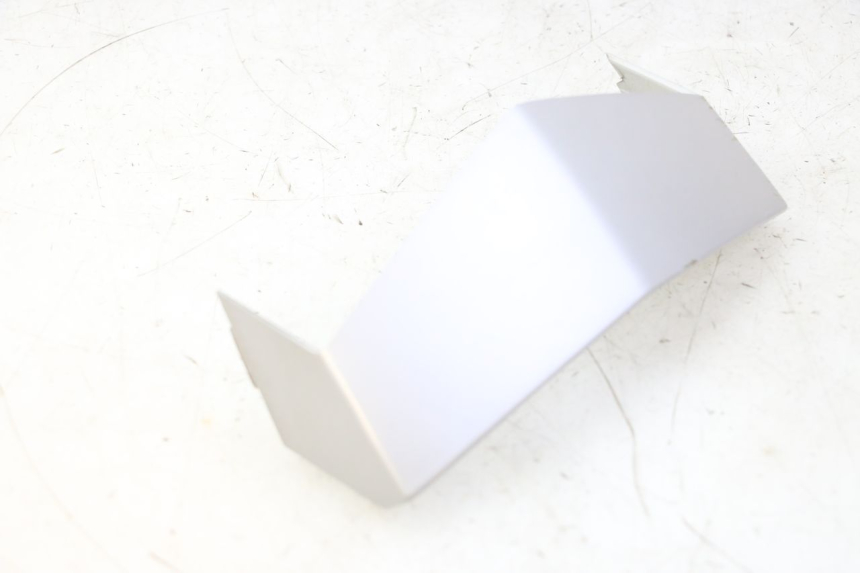 photo de UPPER FRONT FAIRING JUNCTION PEUGEOT VIVACITY NEW 4T 50 (2008 - 2017)