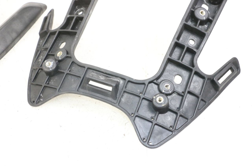 photo de Front fairing junction upper KYMCO XCITING 250 (2006 - 2009)