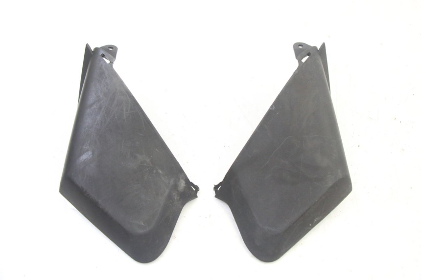 photo de UPPER FRONT FAIRING JUNCTION YAMAHA XMAX X-MAX 125 (2006 - 2009)