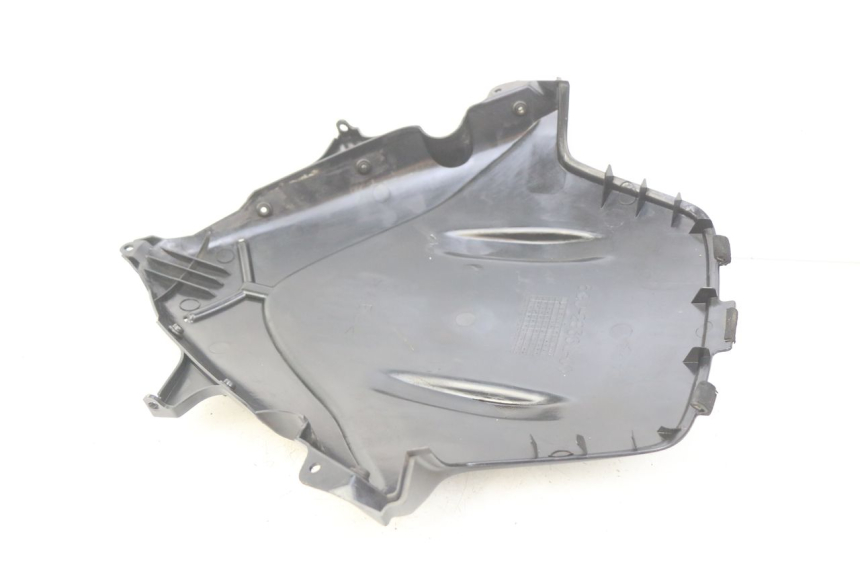 photo de FRONT MIDDLE PANEL  YAMAHA XP T-MAX TMAX ABS 500 (2004 - 2007)
