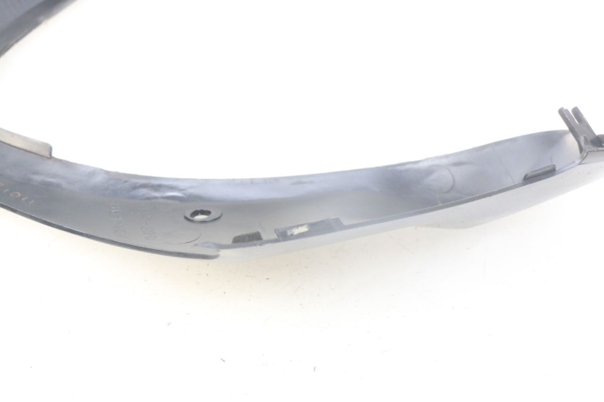 photo de FRONT MIDDLE PANEL SUZUKI GSF S BANDIT 600 (2000 - 2004)