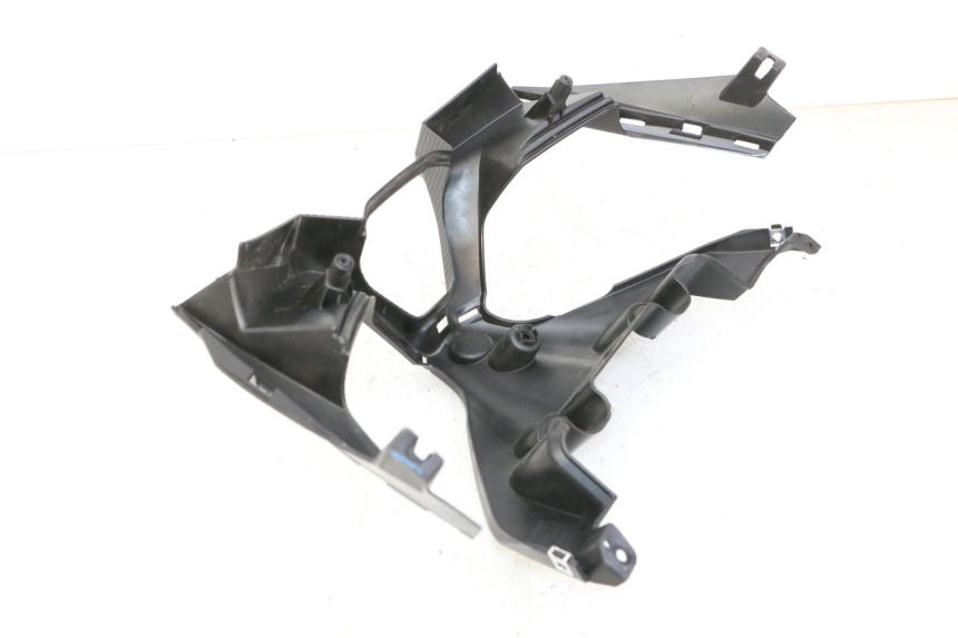 photo de FRONT MIDDLE PANEL YAMAHA XMAX X-MAX 125 (2021 - 2025)