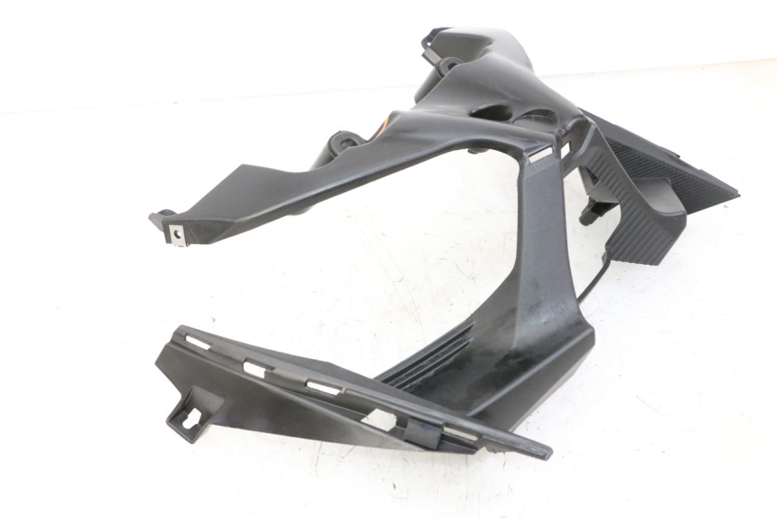 photo de FRONT MIDDLE PANEL YAMAHA XMAX X-MAX 125 (2021 - 2025)