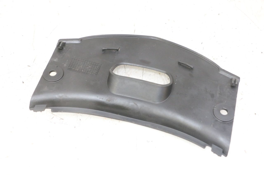 photo de FRONT FAIRING JOINING HONDA XLV VARADERO 125 (2000 - 2006)