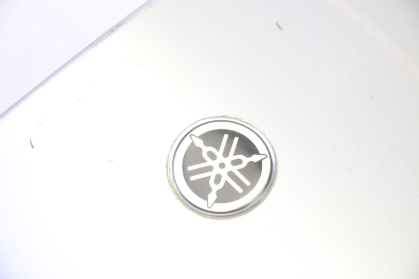 photo de FRONT MIDDLE PANEL YAMAHA YP MAJESTY 125 (2002 - 2006) - Component detail