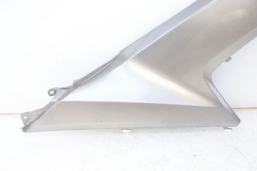 photo de RIGHT FOOTPEG JUNCTION HONDA FORZA ABS 300 (2013 - 2019)