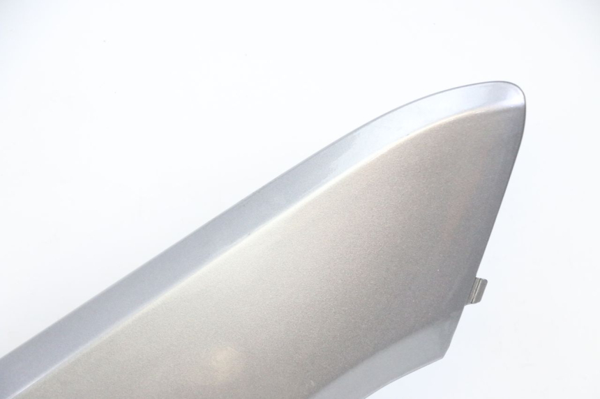 photo de RIGHT FOOTPEG JUNCTION HONDA FORZA ABS 300 (2013 - 2019)