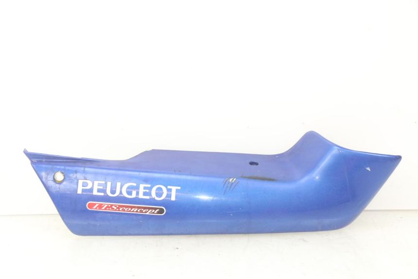 photo de RIGHT FOOTREST BRACKET PEUGEOT FOX 50 (1995 - 2003)