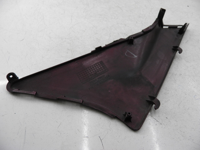 photo de RIGHT MIDDLE FLOOR PANEL HONDA FES S-WING SWING ABS 125 (2007 - 2015)