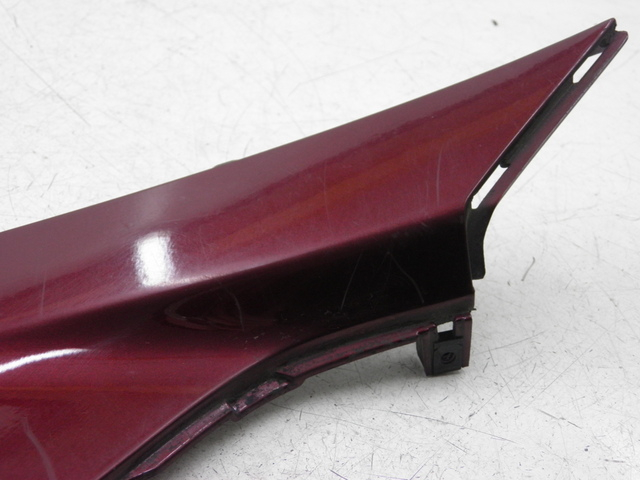 photo de RIGHT MIDDLE FLOOR PANEL HONDA FES S-WING SWING ABS 125 (2007 - 2015)