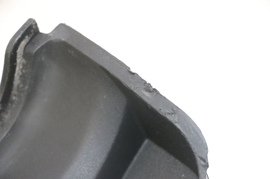 photo de RIGHT MIDDLE FLOOR PANEL PEUGEOT JET FORCE CARBU 50 (2003 - 2016)