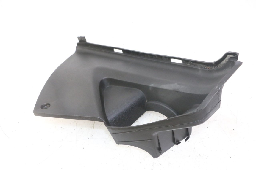 photo de RIGHT MIDDLE FLOOR PANEL PEUGEOT JET FORCE CARBU 50 (2003 - 2016)