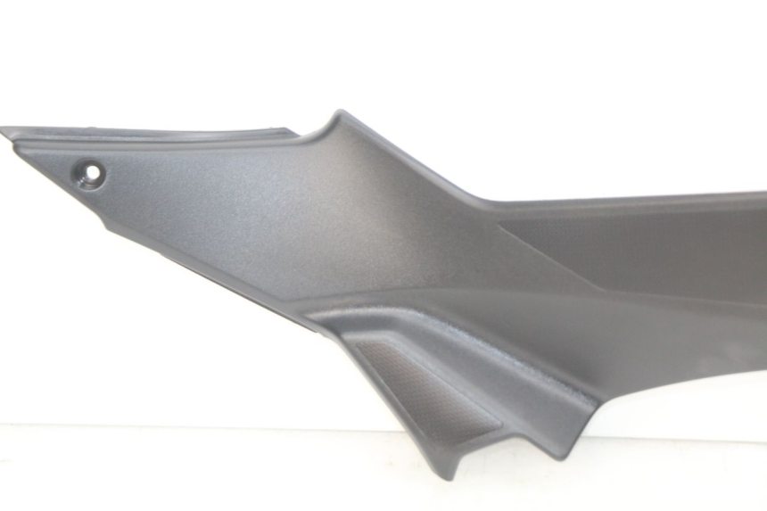 photo de RIGHT FOOTREST BRACKET KAWASAKI Z 650 (2016 - 2019)