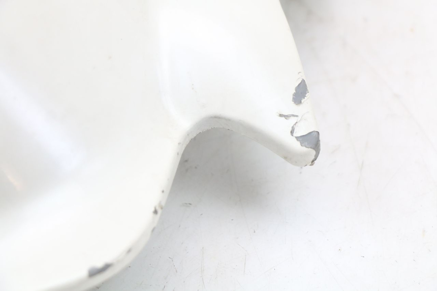 photo de RIGHT MIDDLE FLOOR PANEL MOTO GUZZI NORGE 8V GT 1200 (2011 - 2016)