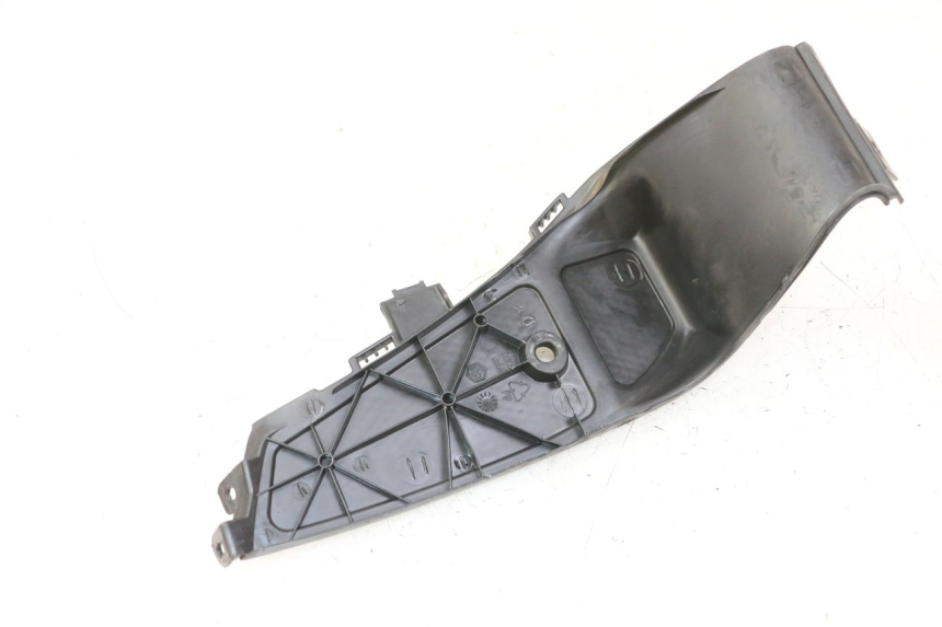 photo de RIGHT FOOTREST JOINT GILERA NEXUS 125 (2009 - 2013)
