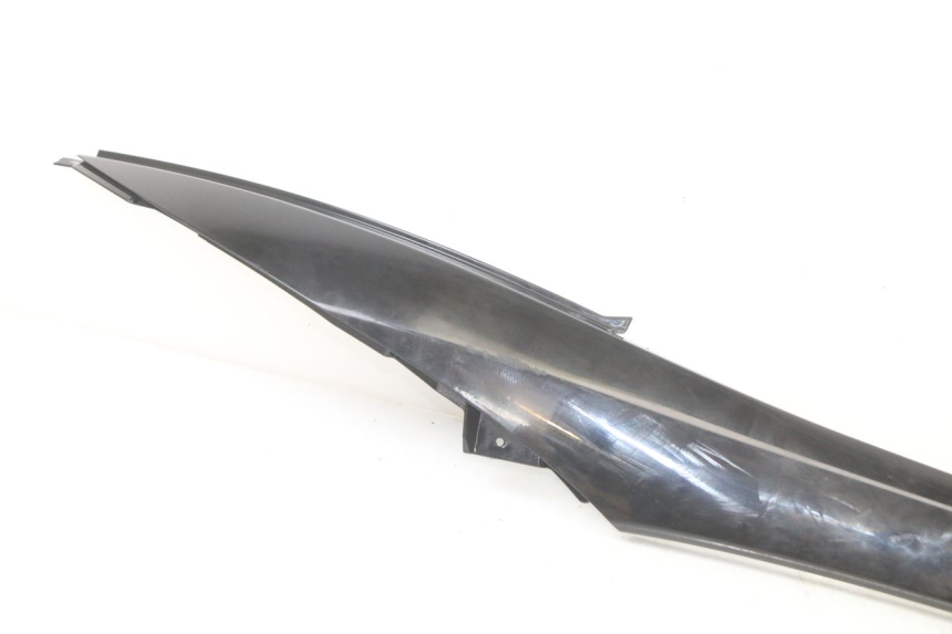 photo de RIGHT MIDDLE FLOOR PANEL PIAGGIO MP3 500 (2014 - 2016)