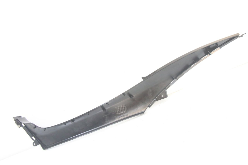 photo de RIGHT MIDDLE FLOOR PANEL PIAGGIO MP3 500 (2014 - 2016)