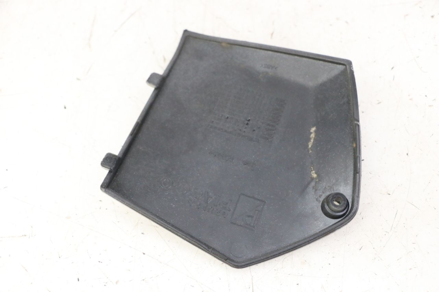 photo de RIGHT MIDDLE FLOOR PANEL PIAGGIO MP3 LT 400 (2007 - 2012)