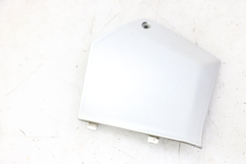 photo de RIGHT MIDDLE FLOOR PANEL PIAGGIO MP3 LT 400 (2007 - 2012)