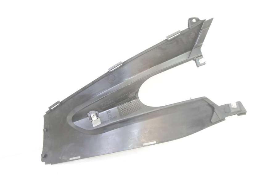 photo de RIGHT MIDDLE FLOOR PANEL GILERA RUNNER SP 50 (2006 - 2008)