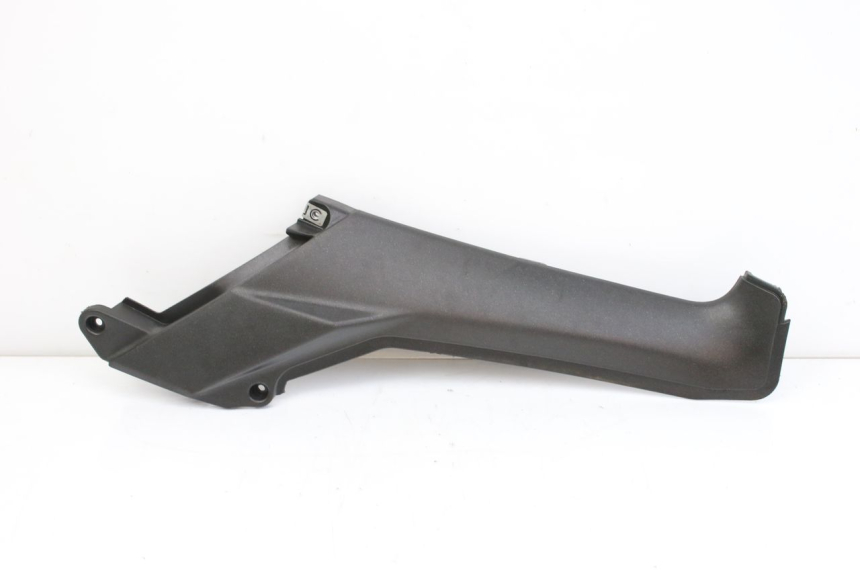 photo de RIGHT MIDDLE FLOOR PANEL APRILIA SR R 2T LC 50 (2018 - 2021)