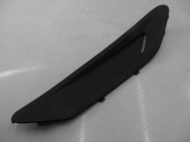 photo de RIGHT MIDDLE FLOOR PANEL SYM GTS 125 (2005 - 2008)