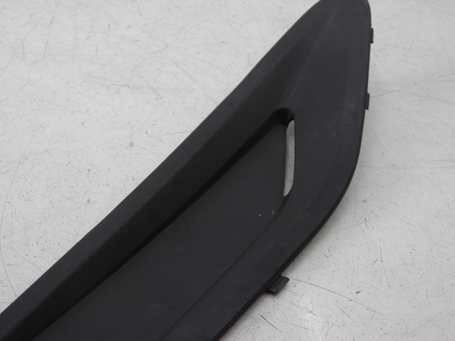 photo de RIGHT MIDDLE FLOOR PANEL SYM GTS 125 (2005 - 2008)