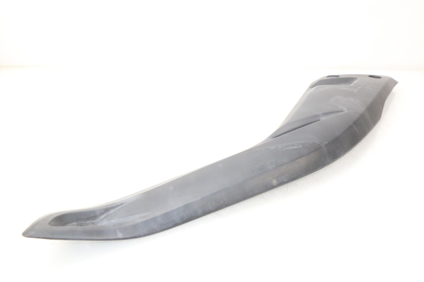 photo de RIGHT FOOTREST BRACKET YAMAHA X-MAX XMAX 125 (2010 - 2014)