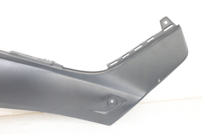 photo de RIGHT FOOTREST BRACKET YAMAHA XMAX X-MAX ABS 125 (2017 - 2020)