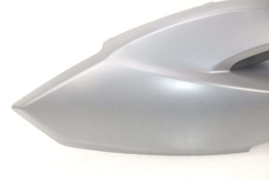 photo de RIGHT MIDDLE FLOOR PANEL YAMAHA XP T-MAX TMAX 500 (2008 - 2012)