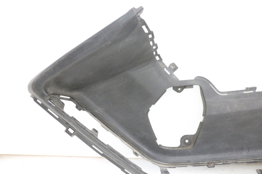 photo de LEFT MIDDLE FLOOR PANEL SUZUKI BURGMAN 650 (2013 - 2020)