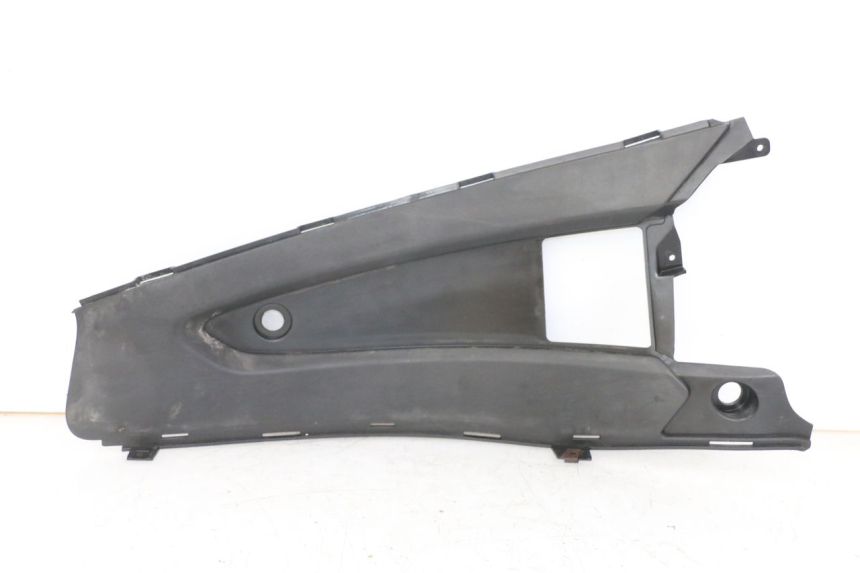 photo de LEFT MIDDLE FLOOR PANEL GILERA NEXUS 300 (2008 - 2013)