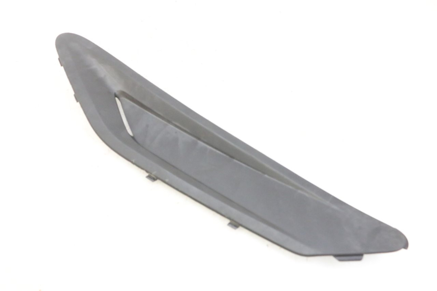 photo de LEFT MIDDLE FLOOR PANEL SYM GTS EVO 125 (2009 - 2013) - Technical close-up