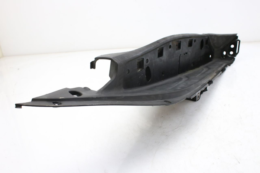 photo de LEFT FOOTREST JOINT HONDA FES S-WING SWING ABS 125 (2007 - 2015)