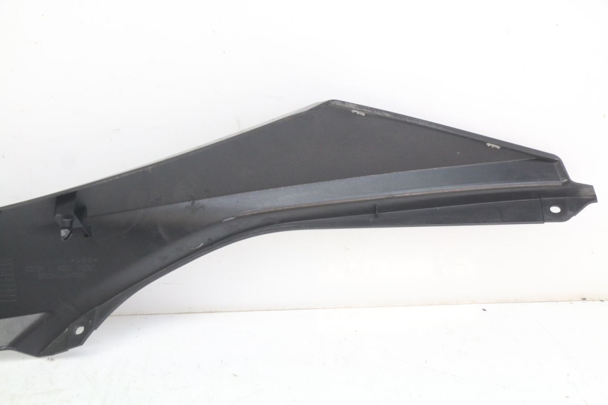 photo de LEFT MIDDLE FLOOR PANEL HONDA FORZA 125 (2015 - 2016)