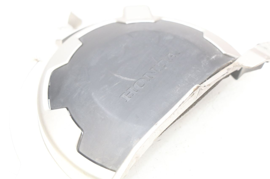 photo de LEFT FOOTREST JOINT HONDA INTEGRA NC D 750 (2016 - 2018)