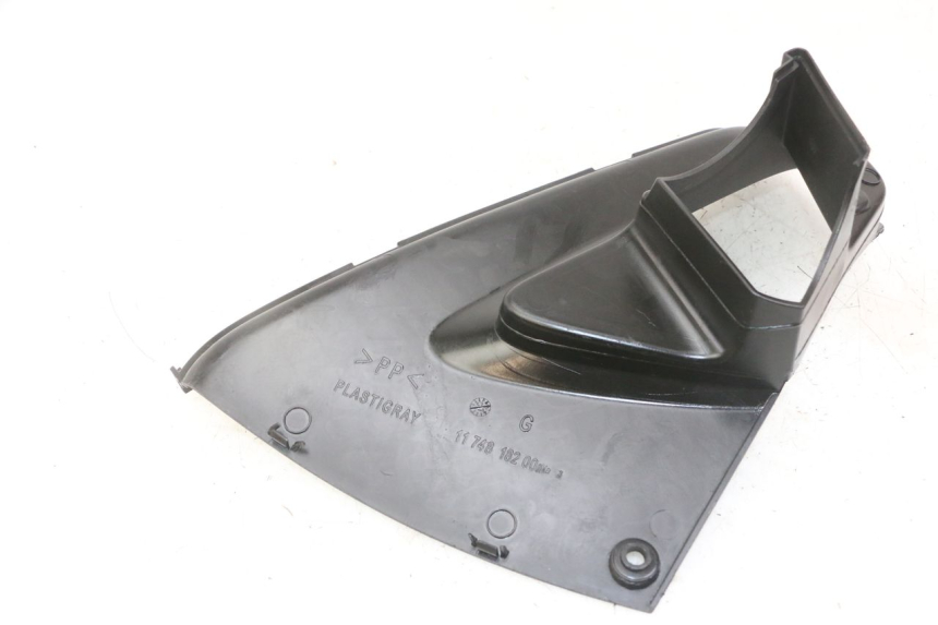 photo de LEFT MIDDLE FLOOR PANEL PEUGEOT JET FORCE CARBU 50 (2003 - 2016)