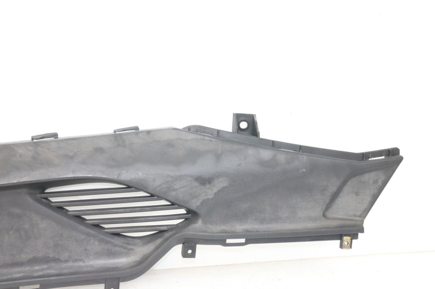 photo de LEFT MIDDLE FLOOR PANEL KYMCO DINK STREET ABS 125 (2011 - 2018)