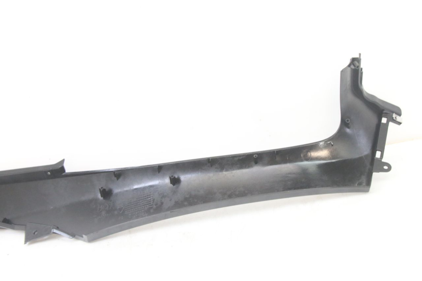 photo de LEFT MIDDLE FLOOR PANEL PIAGGIO MP3 500 (2014 - 2016)