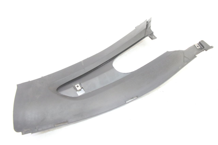 photo de LEFT MIDDLE FLOOR PANEL GILERA RUNNER SP 50 (2006 - 2008)