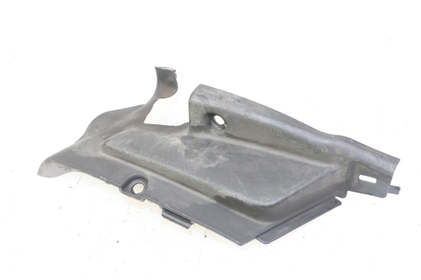 photo de LEFT MIDDLE FLOOR PANEL APRILIA SCARABEO GT TOURING 125 (1999 - 2005)