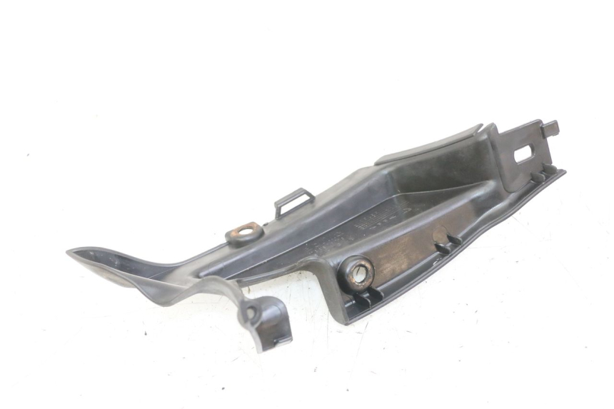 photo de LEFT MIDDLE FLOOR PANEL APRILIA SCARABEO GT TOURING 125 (1999 - 2005)