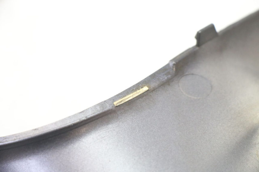 photo de LEFT FOOTREST BRACKET YAMAHA XMAX X-MAX 125 (2006 - 2009)