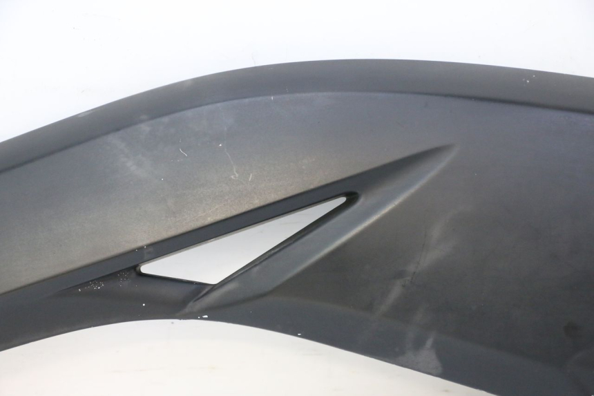 photo de LEFT MIDDLE FLOOR PANEL YAMAHA X-MAX XMAX 125 (2010 - 2014)