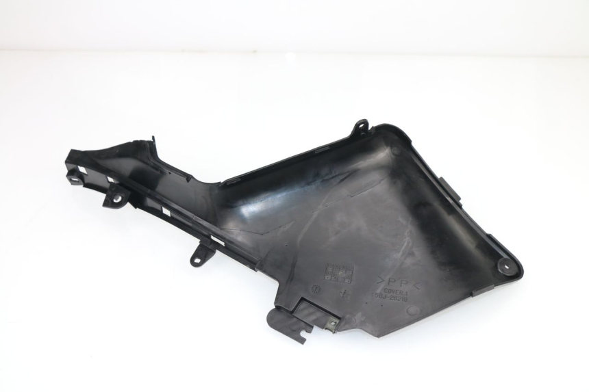 photo de LEFT MIDDLE FLOOR PANEL YAMAHA XP T-MAX TMAX 500 (2004 - 2007)